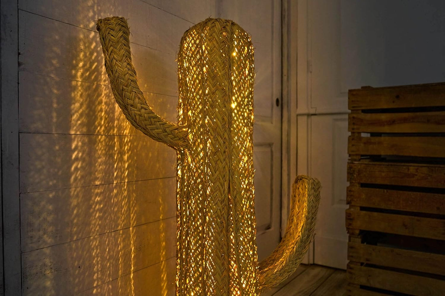 Cactus de esparto con LED