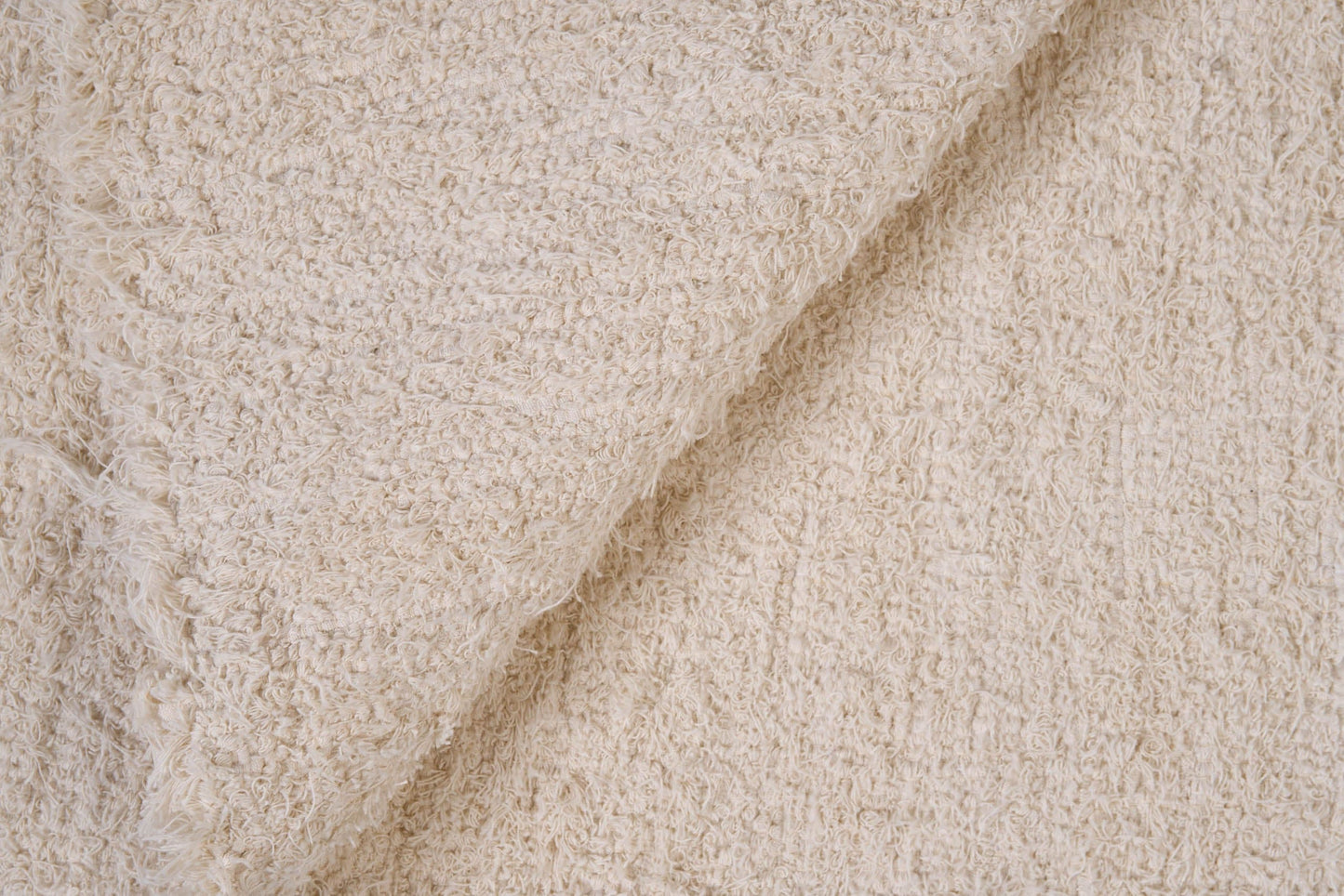 Alfombra cruda pasillo pelo corto